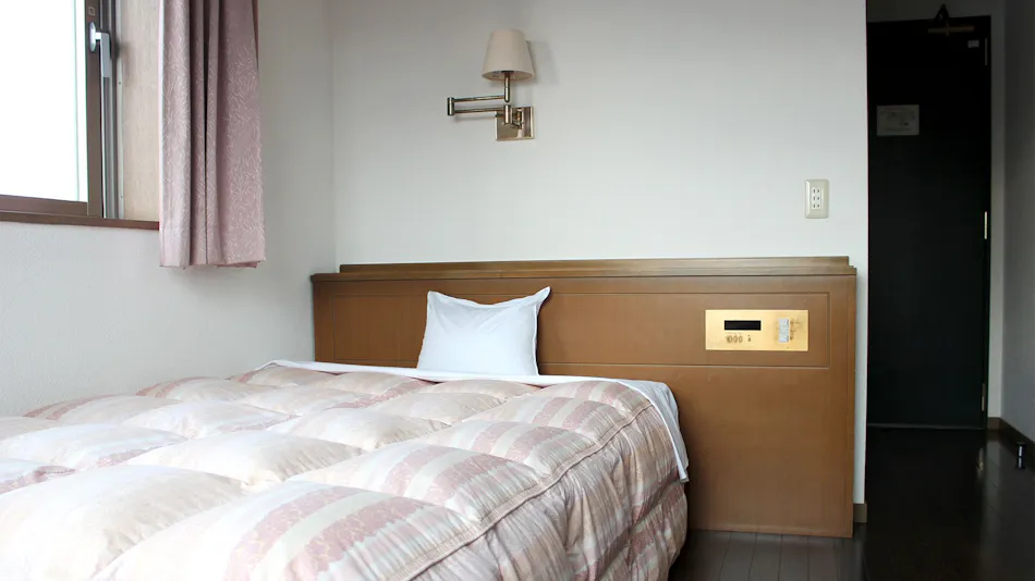 Toyokawa Business Hotel