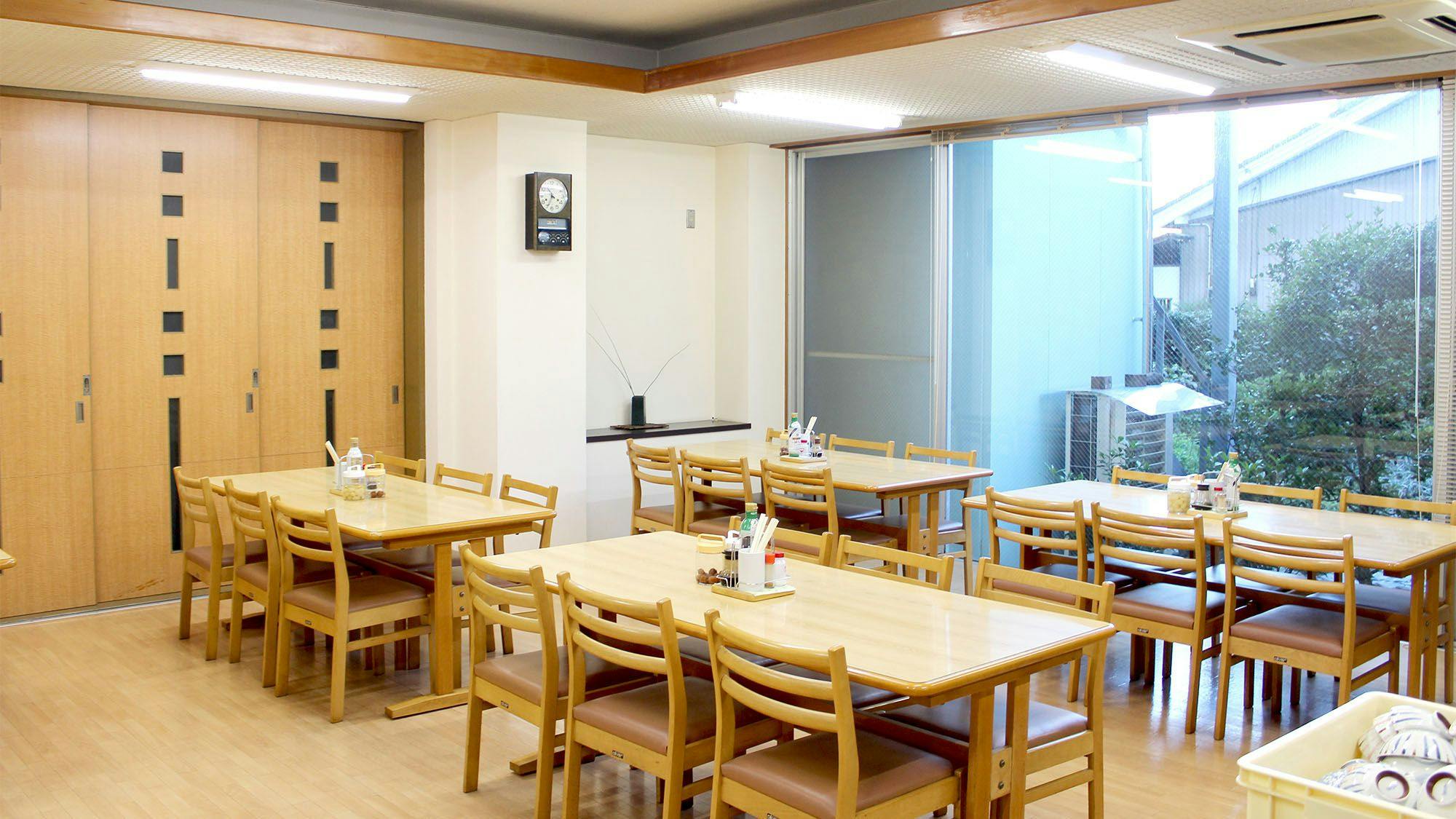 Toyokawa Business Hotel