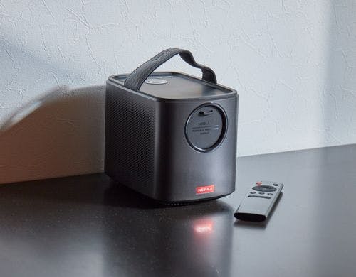 プロジェクター