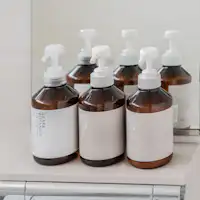 เรามีสิ่งอำนวยความสะดวกในห้องน้ำจาก Matsuyama Yushi Co., Ltd.