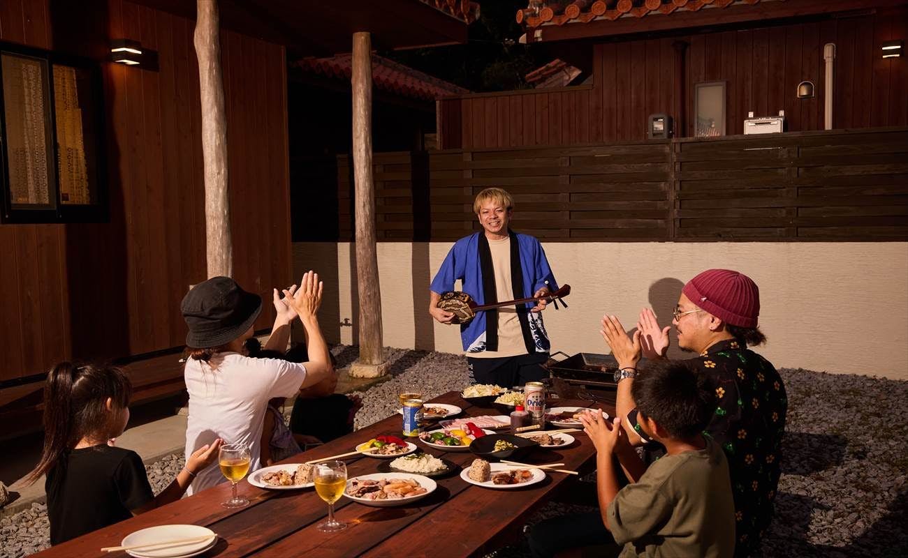 การแสดงสดเพลงพื้นบ้านด้วยซันชิน♪