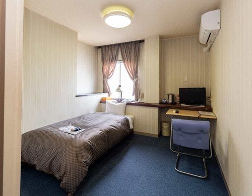 *【シングル：写真一例】バストイレ付