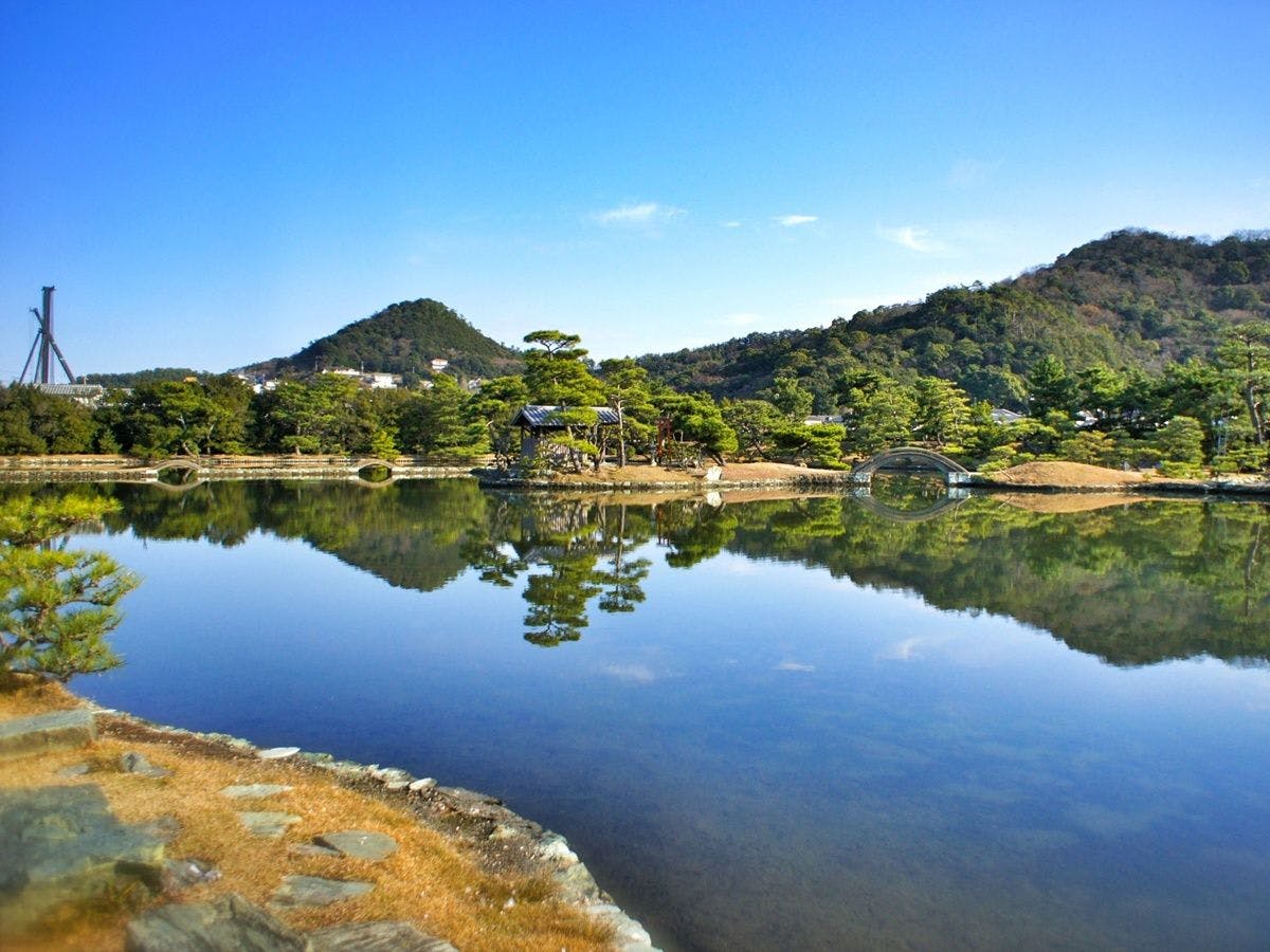 *요스이엔(차로 약 15분)