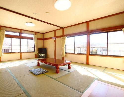 客室◆広々としたお部屋でお寛ぎください