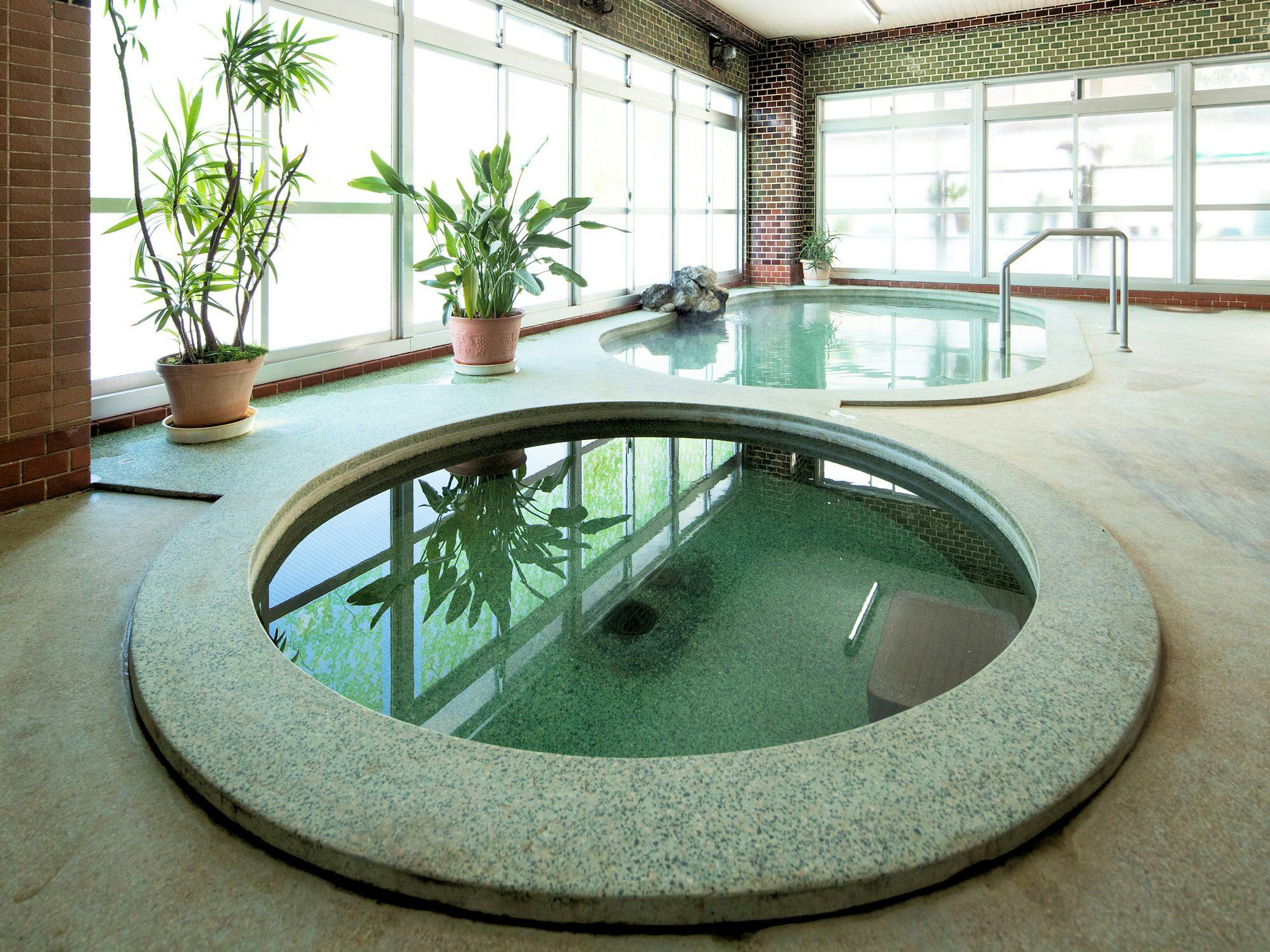 ห้องอาบน้ำรวมชาย