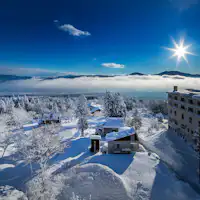 ทิวทัศน์จากภายในอาคาร / ทะเลหมอกยามเช้าฤดูหนาว