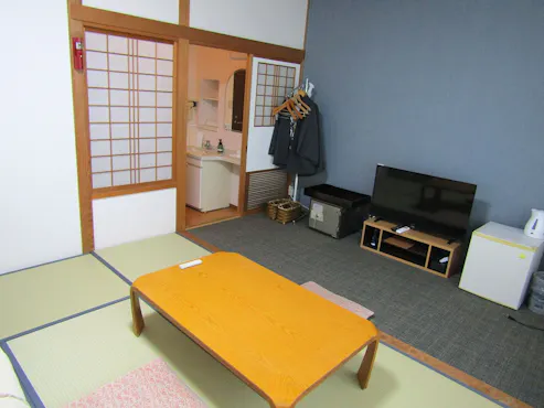 ห้องสไตล์ญี่ปุ่น 8 เสื่อทาทามิ