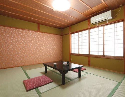 客室和室10畳◆広々とした風情のある部屋*