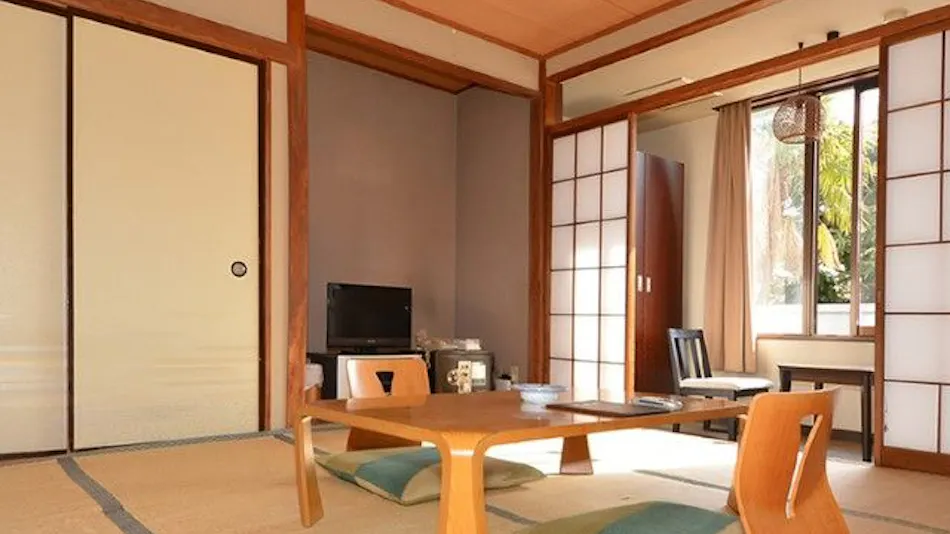 Onoya Hotel