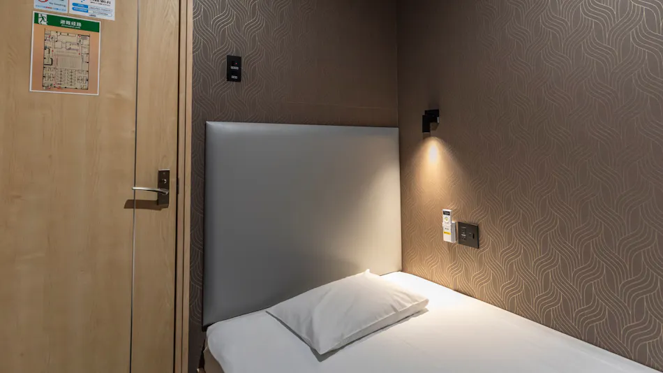 Asahi Sauna Capsule Inn Hirosaki