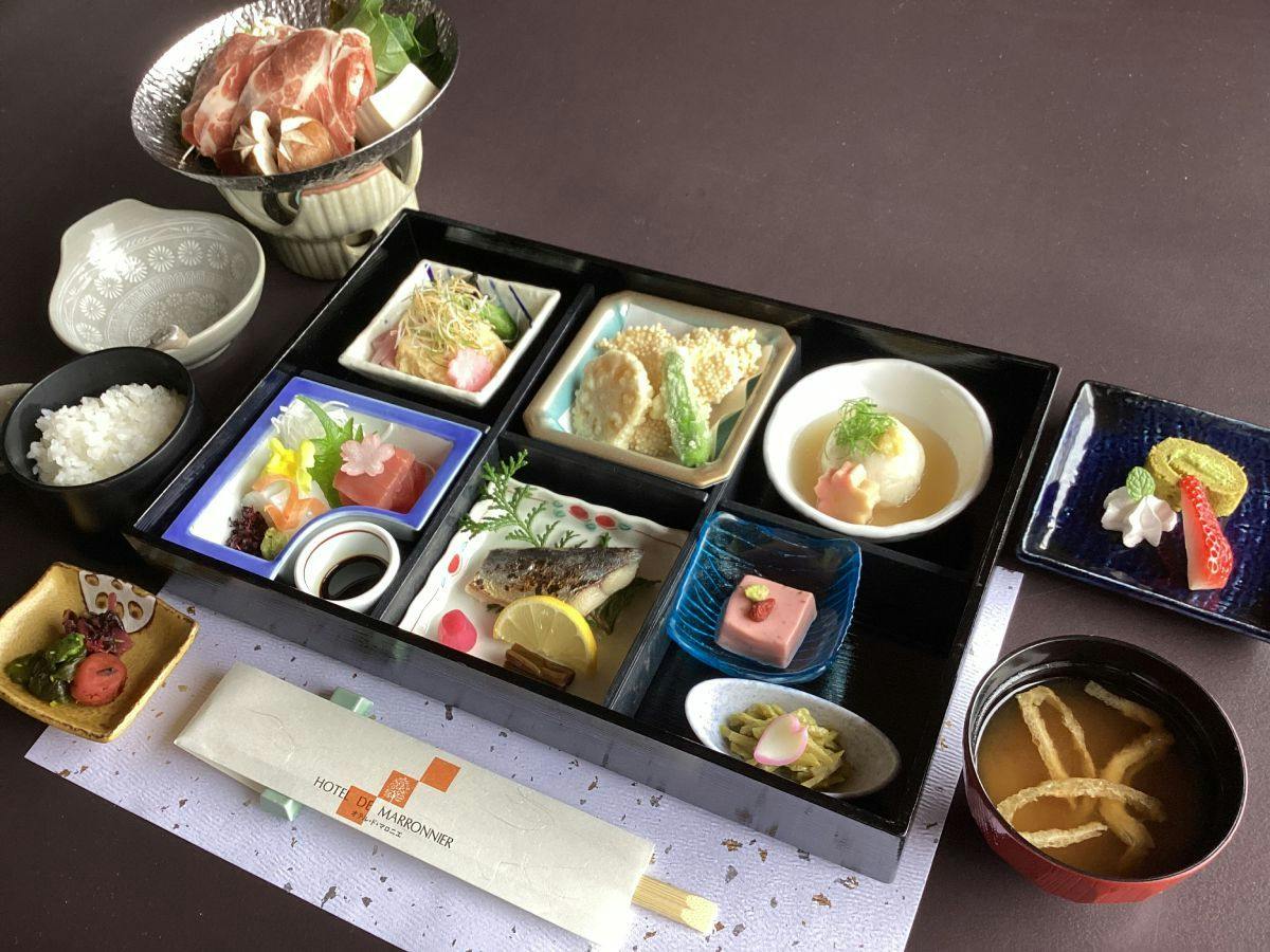 Hotel de Marronnier Yunoyama Onsen