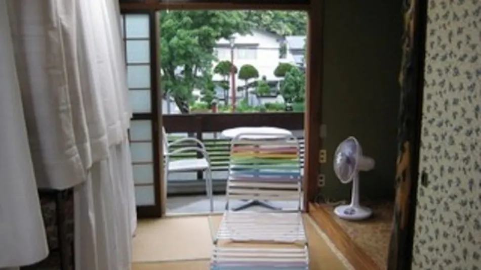 Towada Lake Backpackers