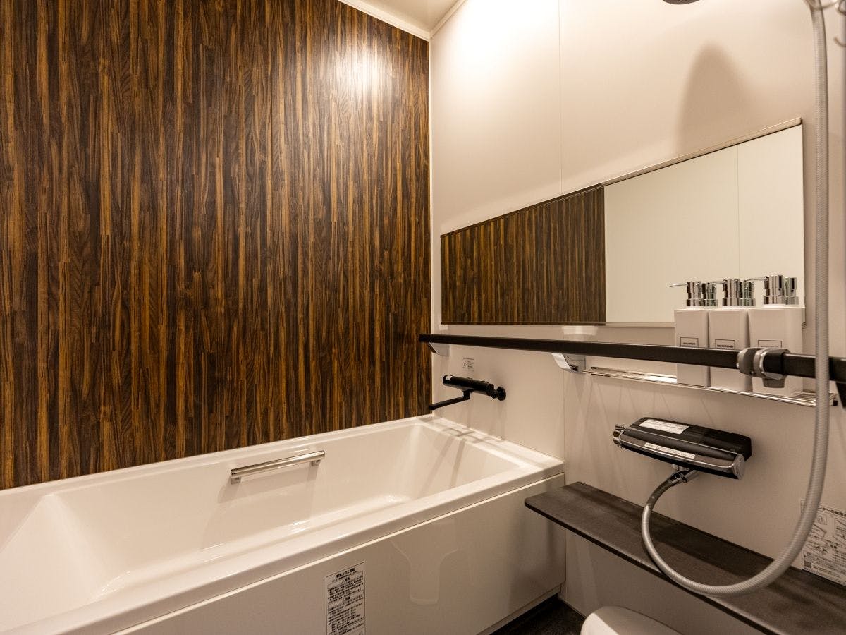 *ห้องน้ำรวมชั้น 1