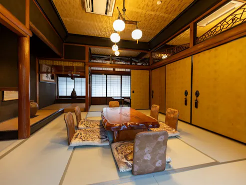 *【Ruangan Kiku】~Dengan barang berharga~