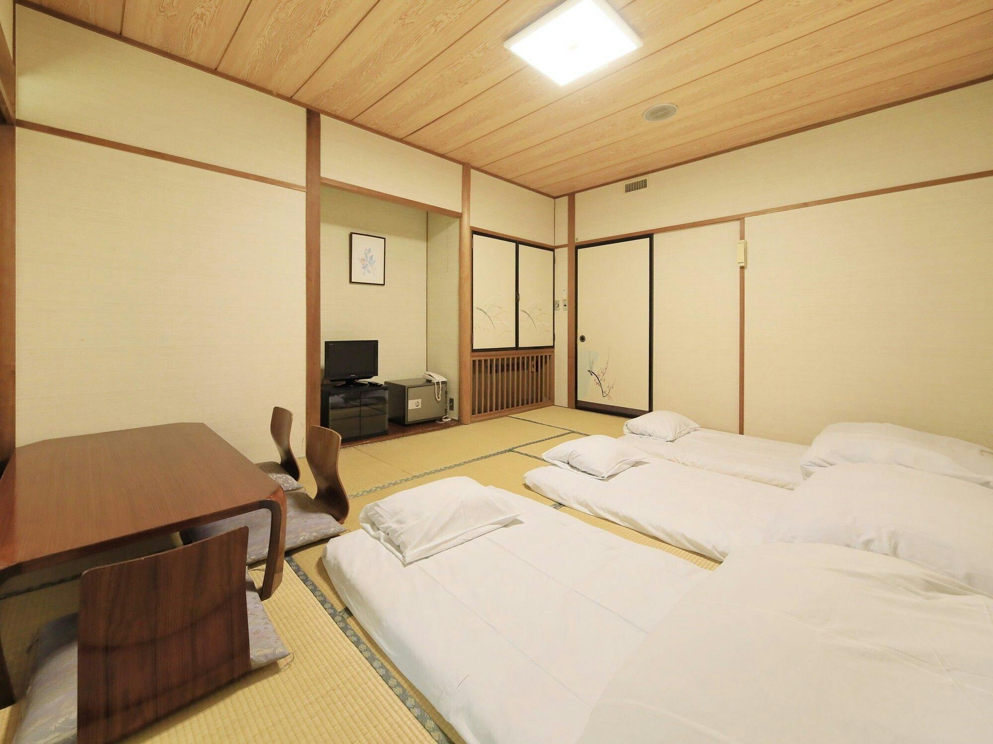 Kagasuke Inn of Bamboo Light