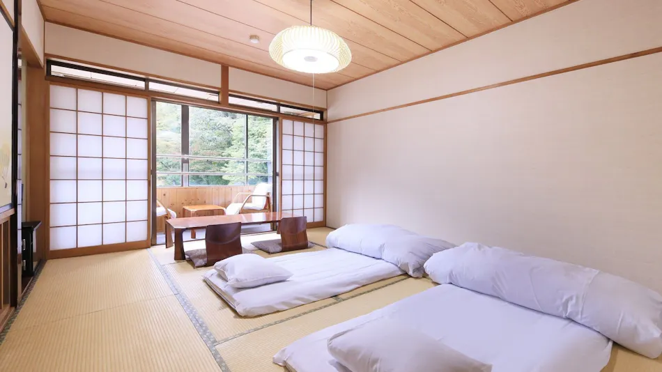 Kagasuke Inn of Bamboo Light