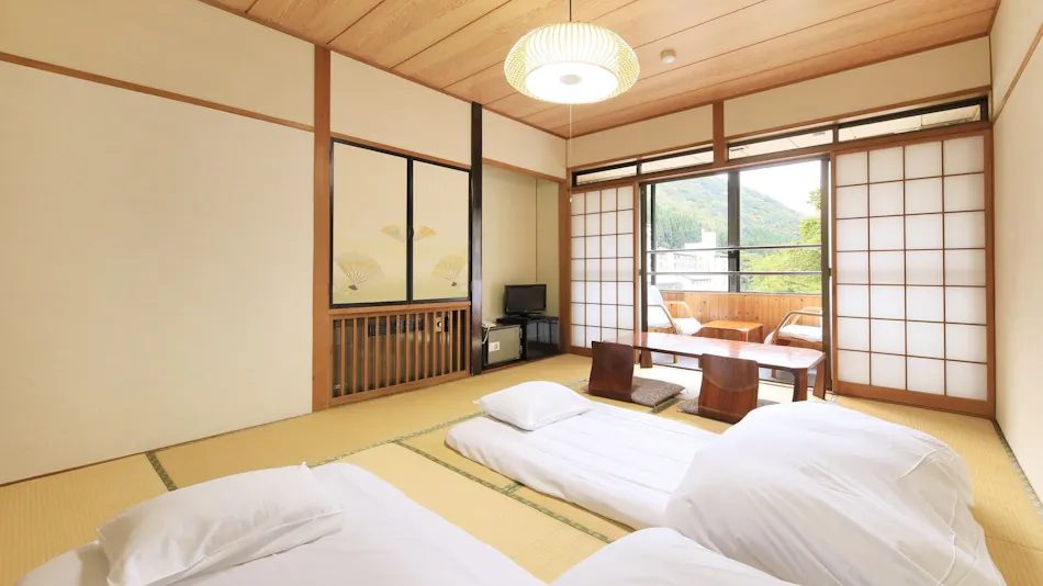 Kagasuke Inn of Bamboo Light