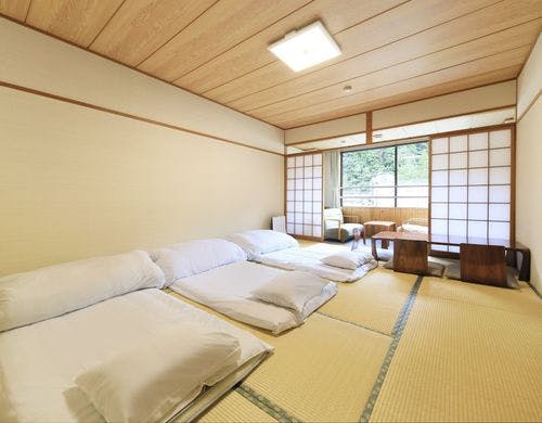 【川側10畳】