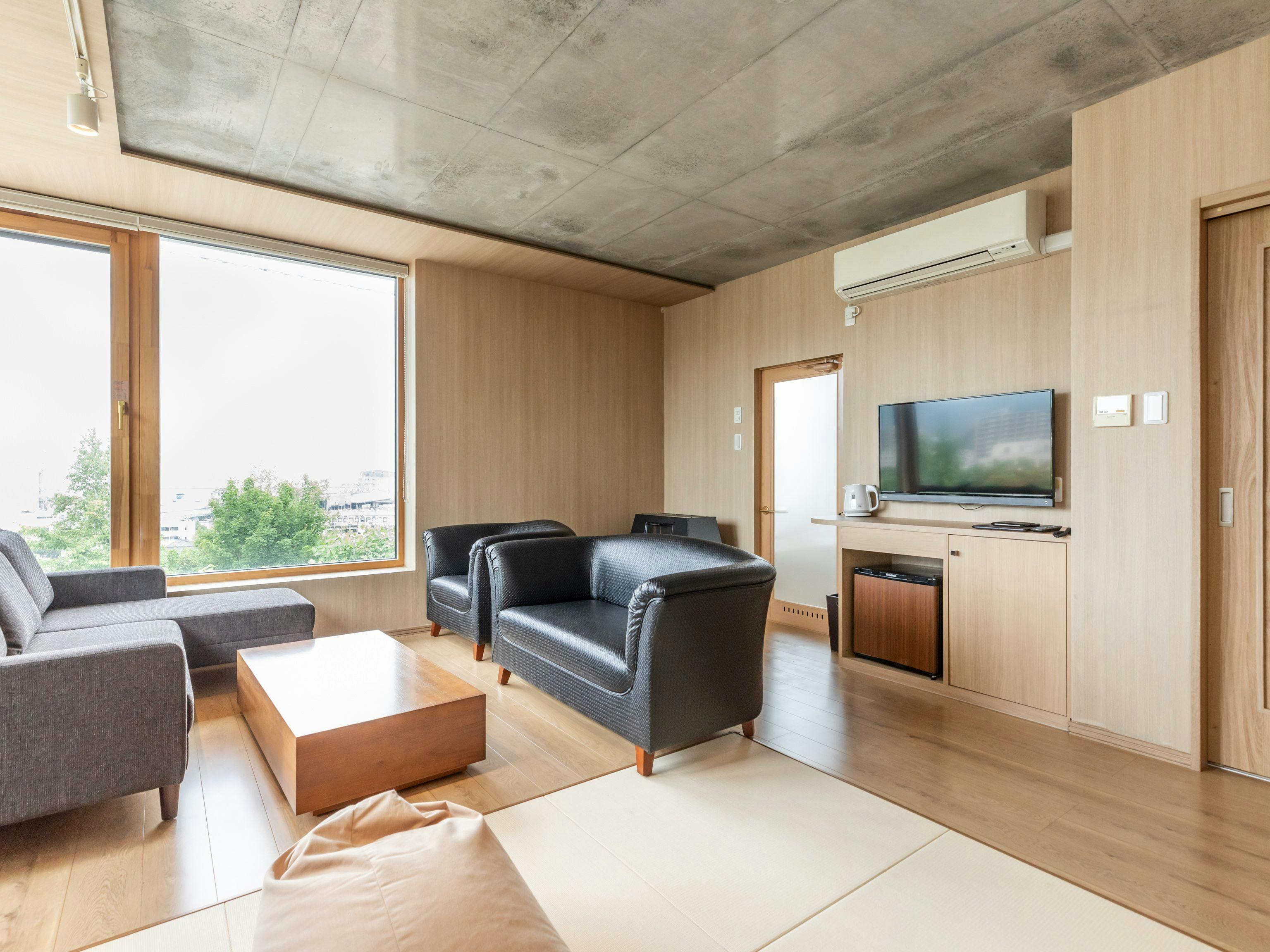 Suite Panorama (2 tempat tidur semi-double)