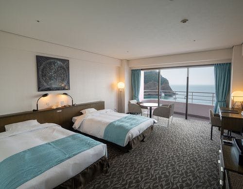 全室オーシャンビュー、広さ４３平米。