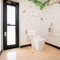 *【장애인용 화장실】