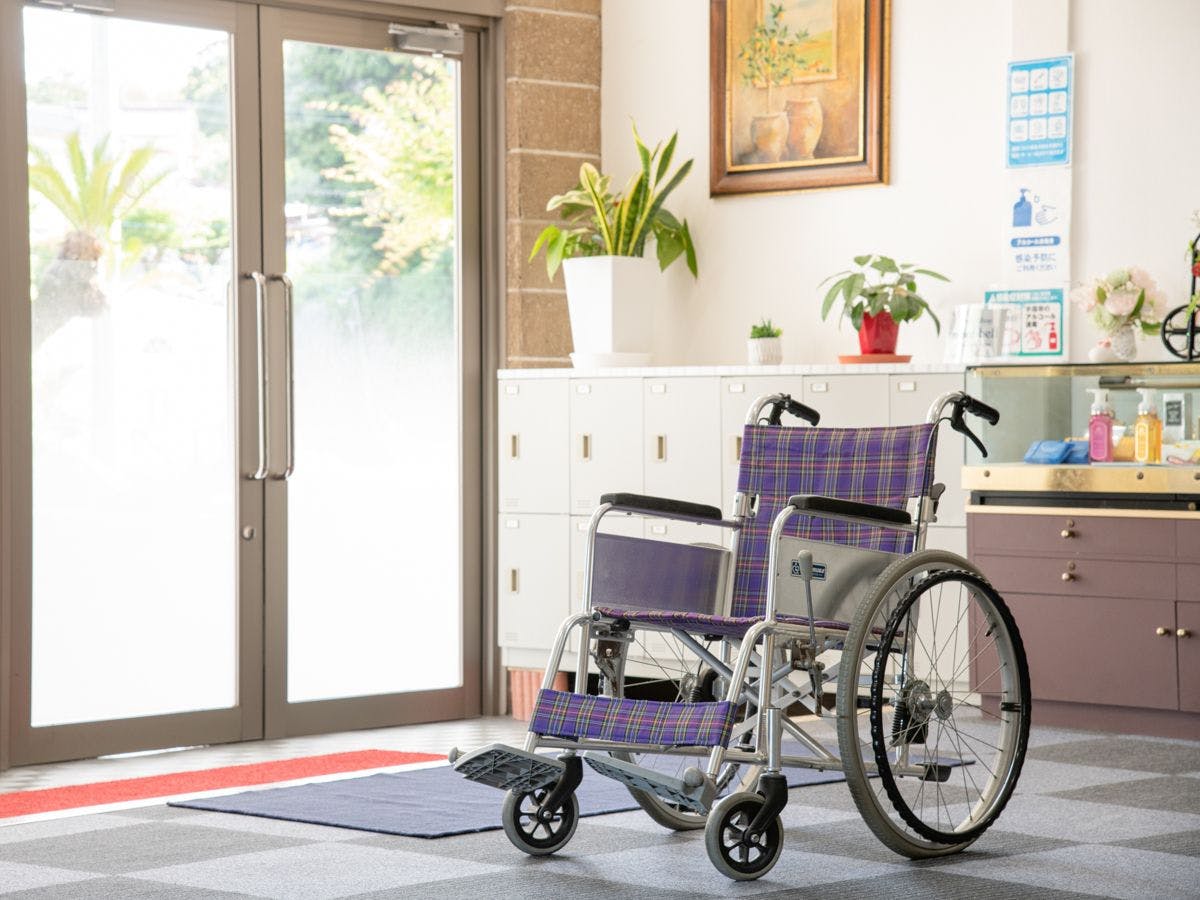 【휠체어 대여】