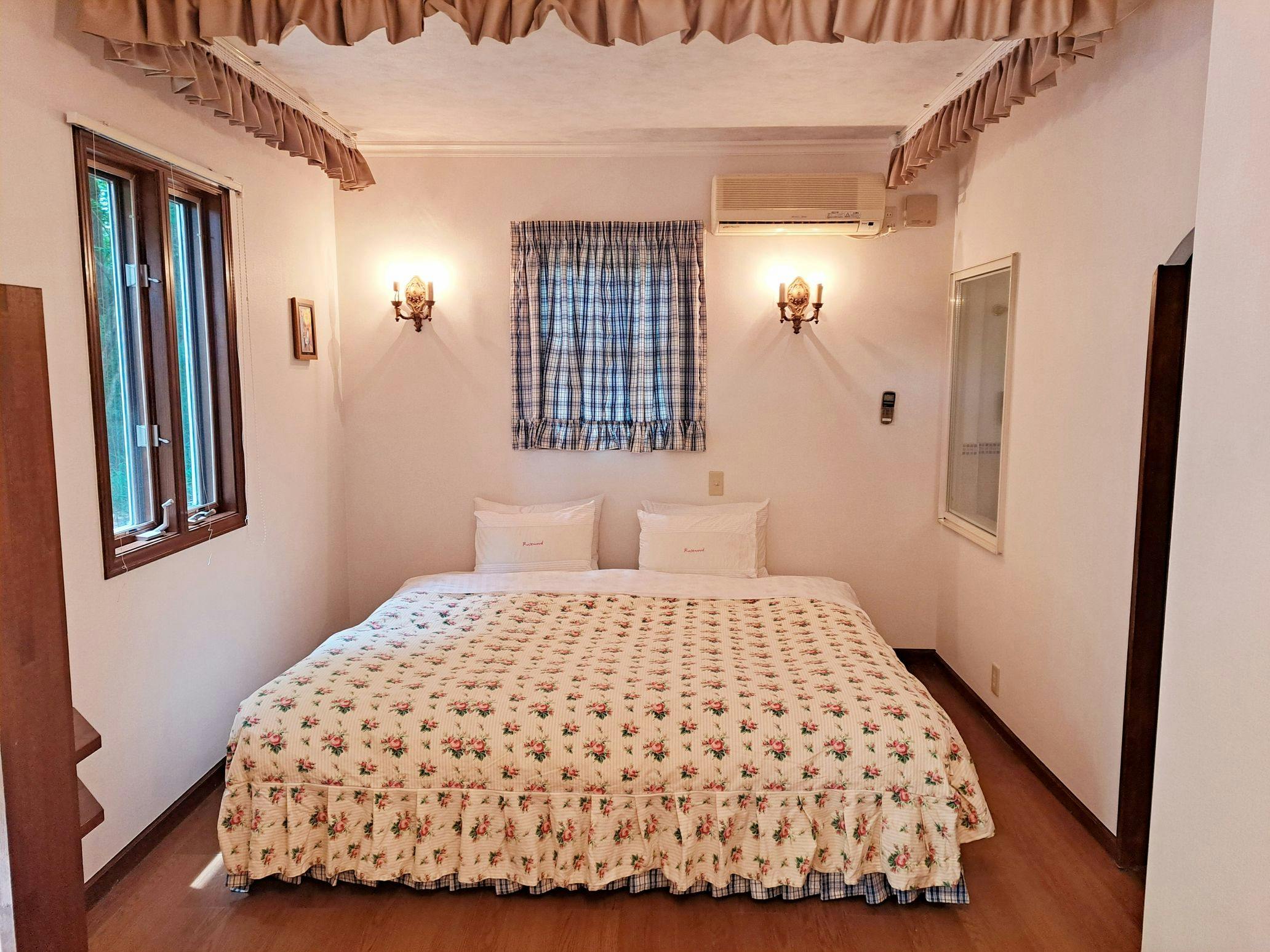 Rosewood Garden & Villa