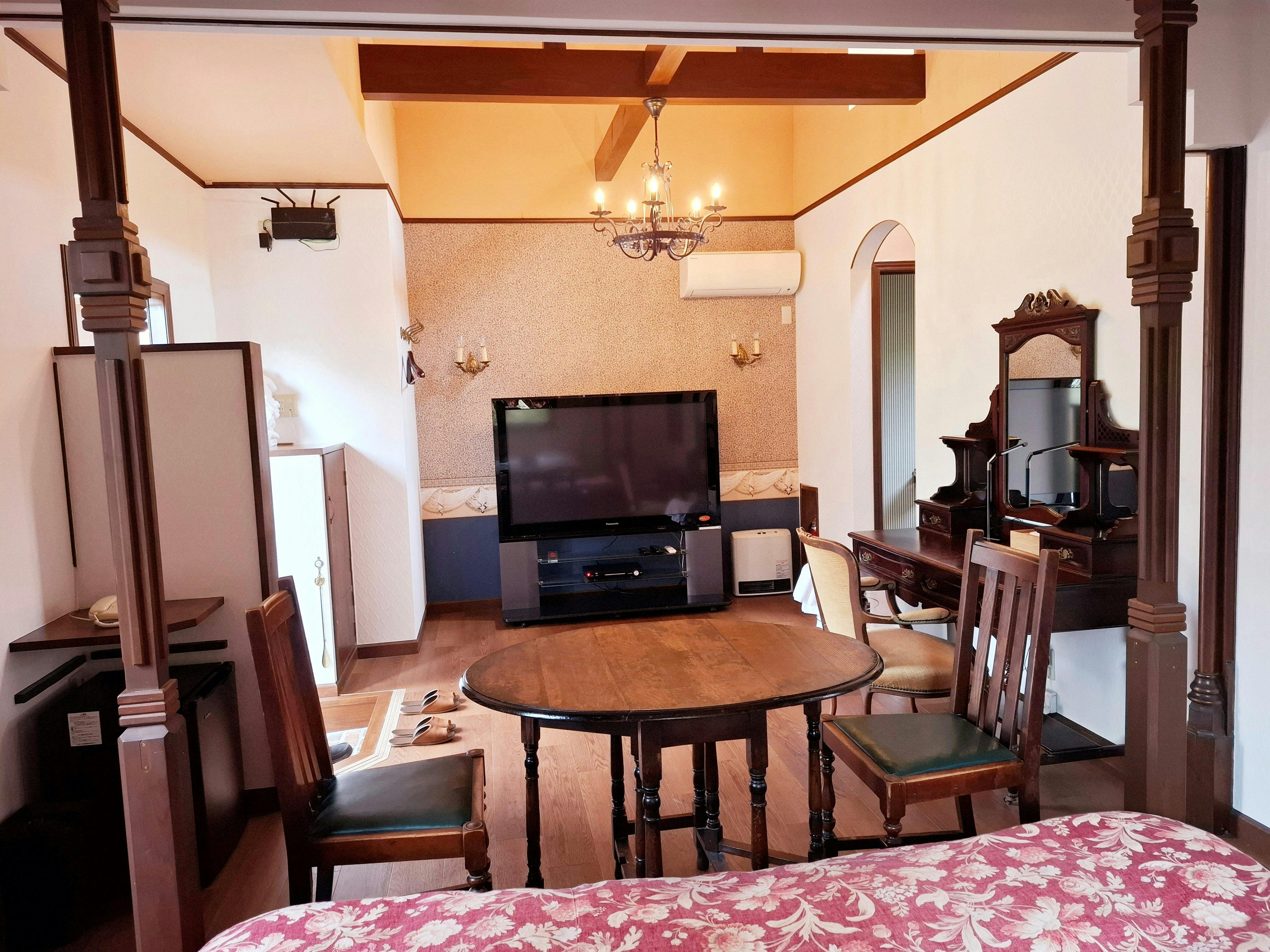 Rosewood Garden & Villa
