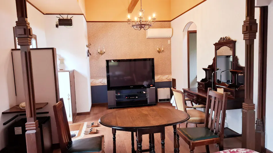 Rosewood Garden & Villa