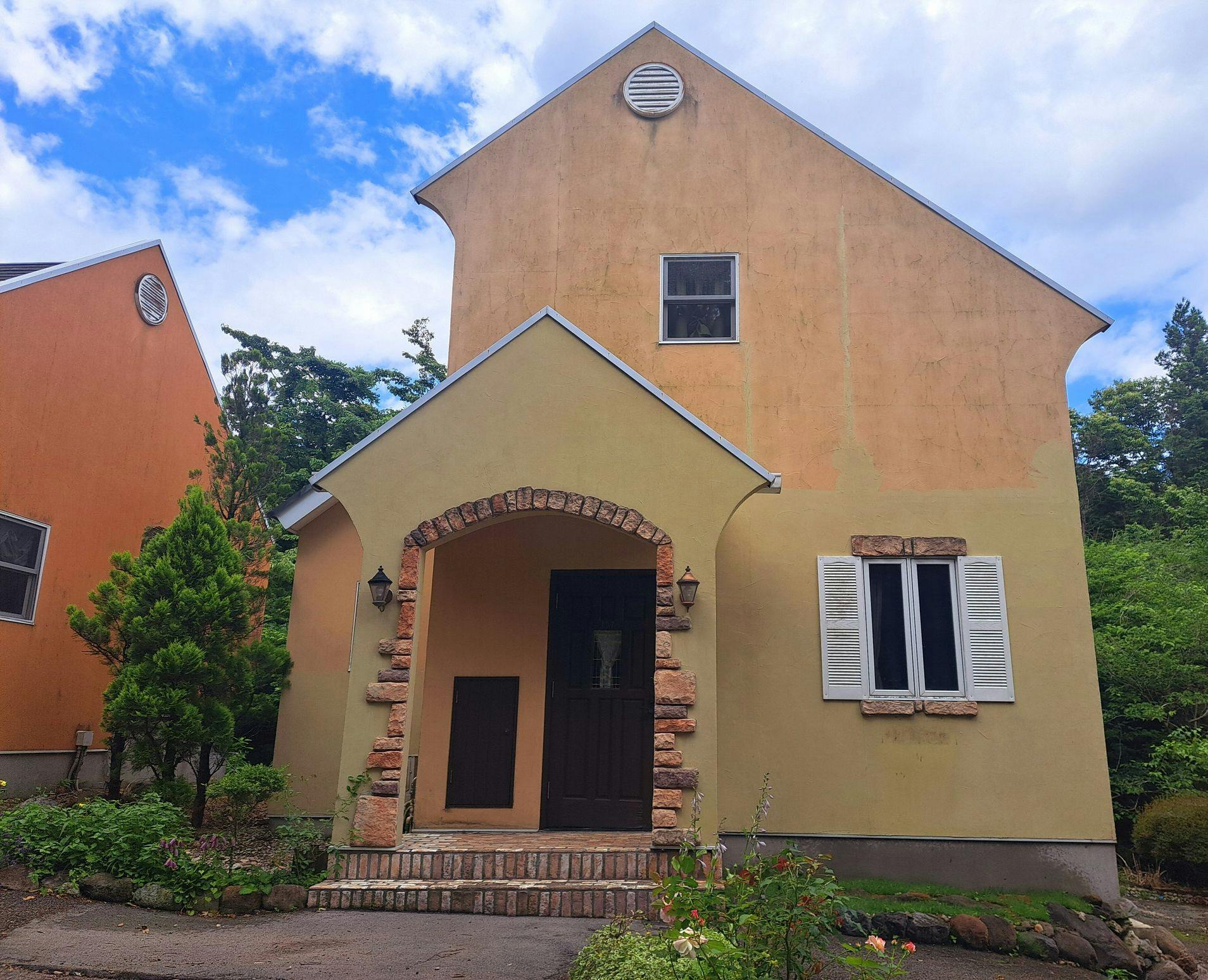 Rosewood Garden & Villa