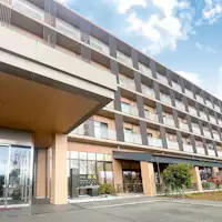 Eksterior: Pintu Masuk