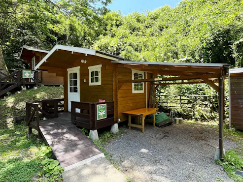 พื้นที่มีหลังคาสำหรับเอลฟ์โดยเฉพาะ