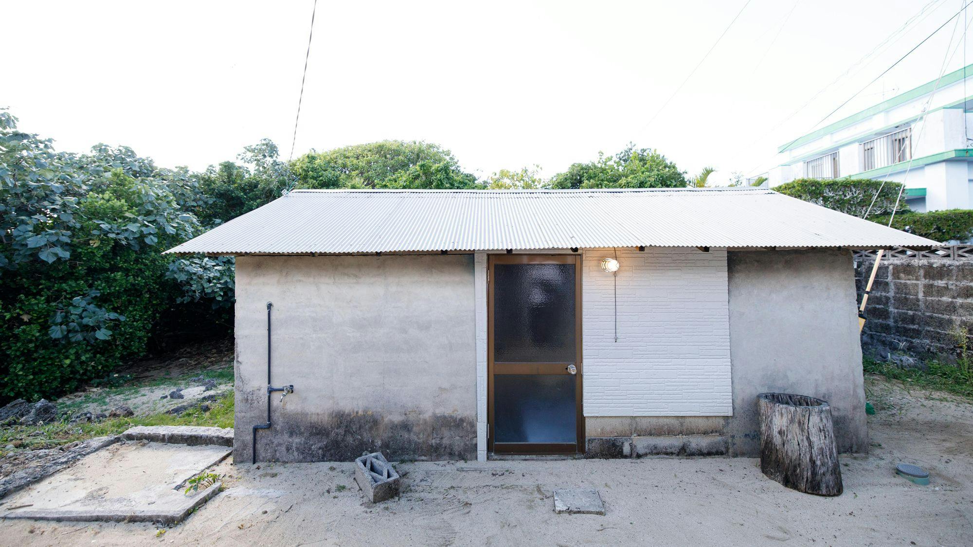 "바다를 볼 수 있는 테라스 숙소" 욕실