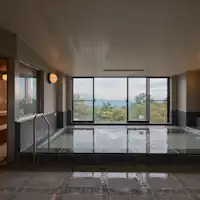 น้ำพุร้อนขนาดใหญ่ (น้ำพุร้อนทาเตชินะ)