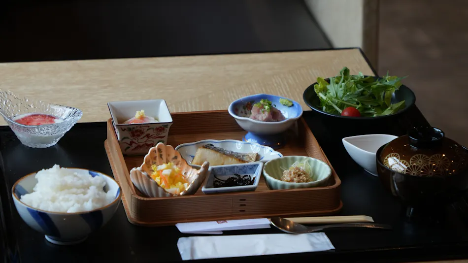 SHIN TOJI HOTEL LULUD