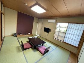 璃洛