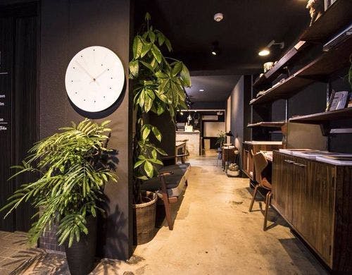 エレベーター前