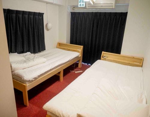 ツインベッドルーム