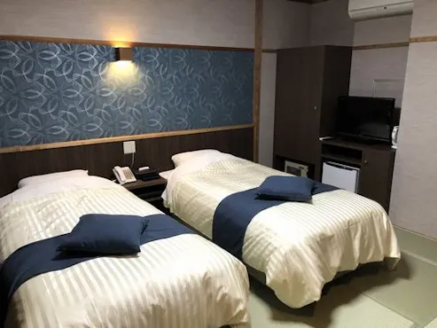 Kamar bergaya Jepang 8 tatami dengan 2 tempat tidur