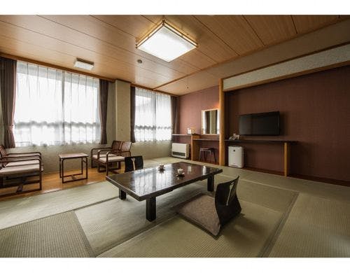 和室１２畳（バス付）