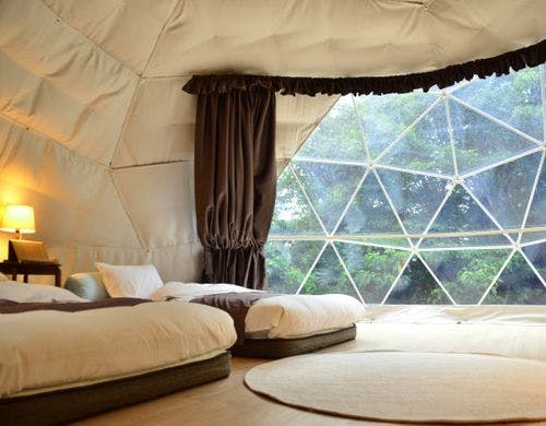 グランピングテント室内