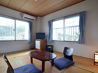 Kamar gaya Jepang 6 tatami
