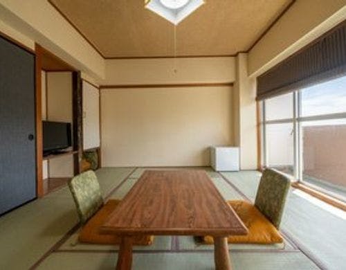 和室10畳＜バスあり＞