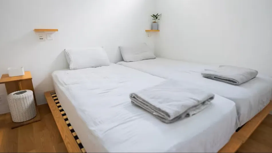 Roopt Hayama Morito (Villa with panoramic views of Mt. Fuji and the sea, located right by Morito Beach)