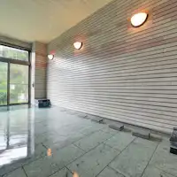 Bak mandi dalam ruangan