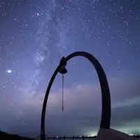 Langit malam penuh bintang