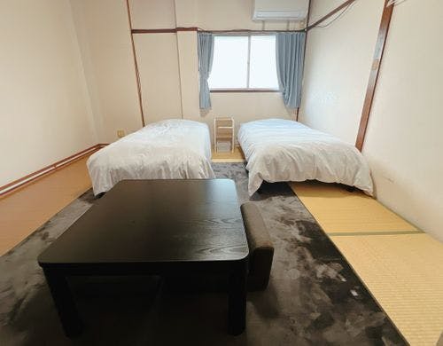 スタンダードツインベッドルーム