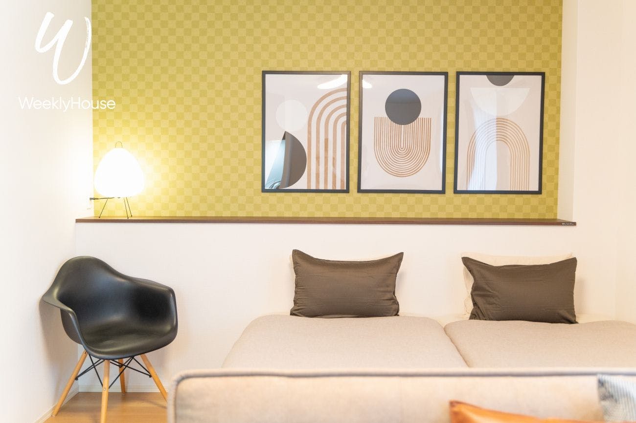 WeeklyHouse Shiltcrete