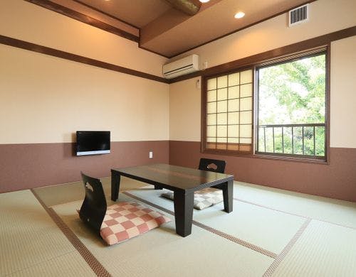 客室◆本館和室8畳日の出を眺めゆったりと