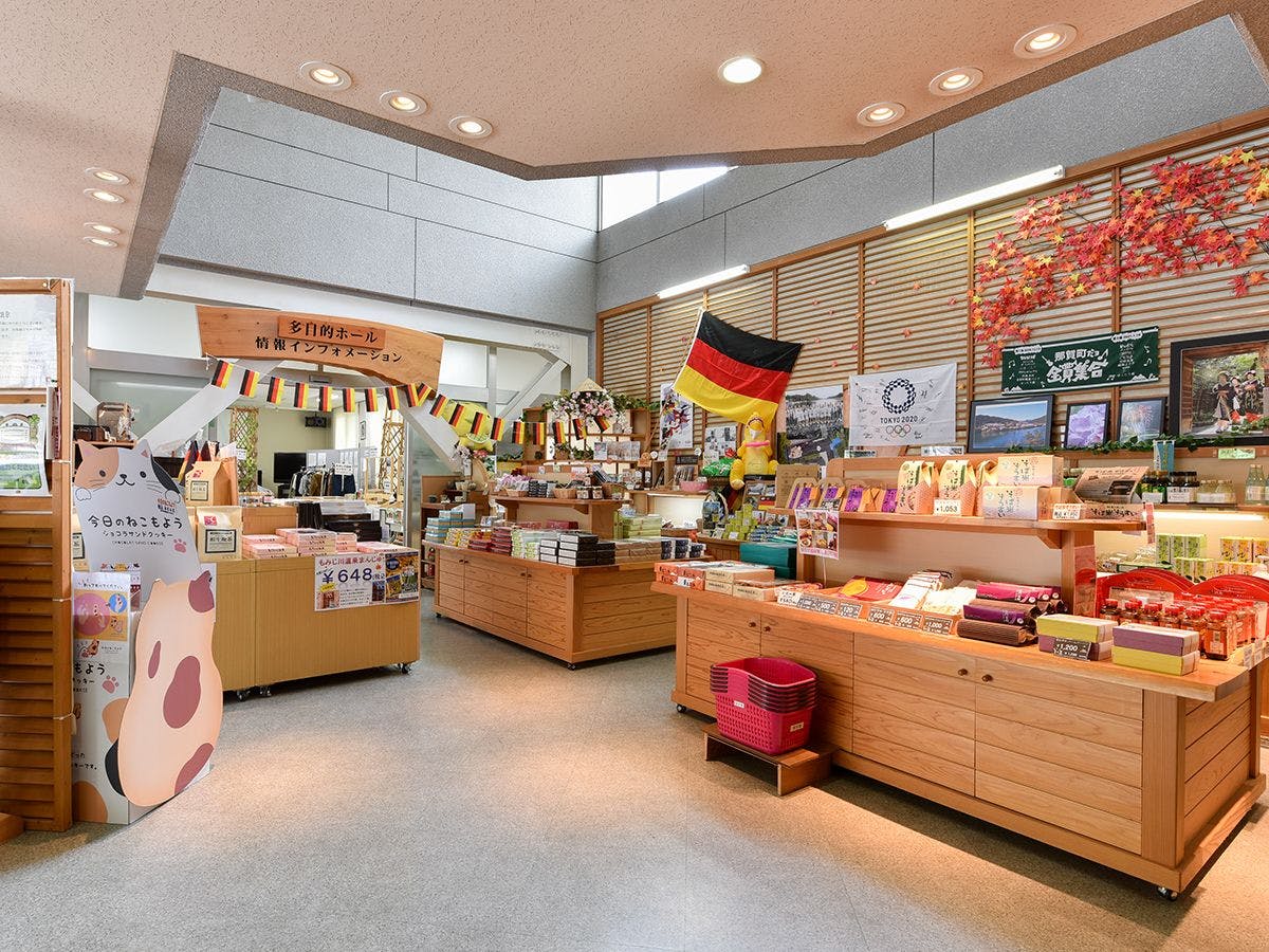 *【ภายในโรงแรม/ร้านค้า】